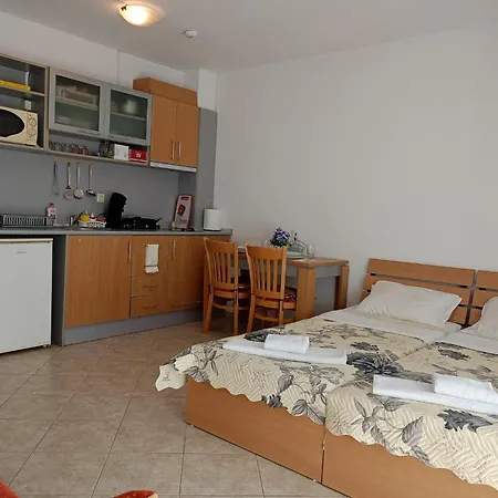 Apartment Silver